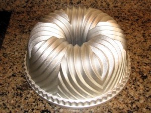 Bundt pans come in many different shapes
